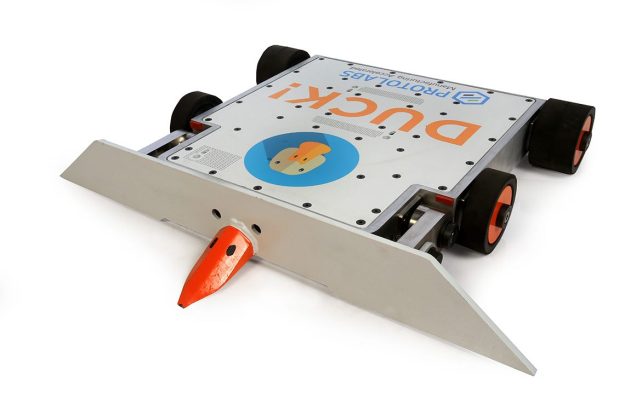 duck-bot-s2018-1140x760